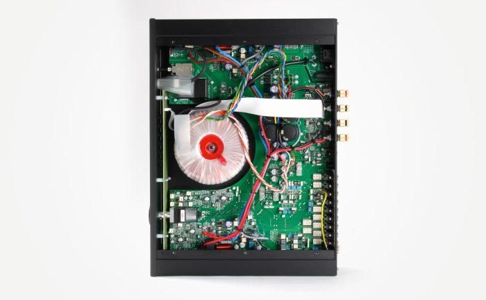 REGA ELICIT MK5 - Image 8