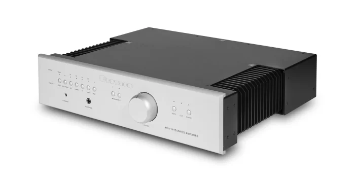 BRYSTON B135³