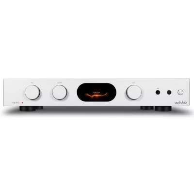 The Audiolab 7000A in conclusion is an integrated amplifier with a power of 70 W per channel with streaming capabilities that also features a DAC using the ESS ES9038Q2M 32-bit with PCM768kHz, DSD512.