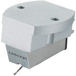 The moving magnet pickups are measured several times in four levels, analyzed and handselected. In this way clearaudio achieves a perfect homogeneity of the stereo channels and minimal phase or transient distortions. This results in a linear frequency response and high output voltage an audiophile sound of superlatives - spatial, detailed, multi-colored and at the same time homogeneous and profound; with basses that do not thump and heights that are not foreign to any sharpness.