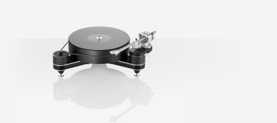 The Clearaudio Innovation Compact turntable with its very efficient design is nothing less than an audiophile revelation. Thanks to optical speed control (OSC), speed stability values are obtained that lift this turntable into the global highend class.Perfectly matched materials meet patented Clearaudio technology. The 70mm-thick platter of the Innovation Compact consists of dynamically balanced polyoxymethylene (POM) and is powered by a high-torque DC motor with precision bearings, developed exclusively for Clearaudio.

The optimally designed chassis keeps resonances out of the audible range and guarantees maximum stability in a housing made of a massive panzerholz (bulletproof wood) and aluminium sandwich. Timeless design with quality built to last for decades. The option to mount a second tonearm makes it possible to play a rich variety of music from across the decades.