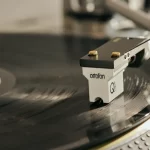 The Ortofon MC Quintet Mono is for playing mono microgroove vinyl records. It features Nude Elliptical r/R 8/18µm stylus that is a good solution for playing mono microgroove vinyl records. The Quintet Mono will track perfectly through even worn and damaged records and ensure the surface noise control.