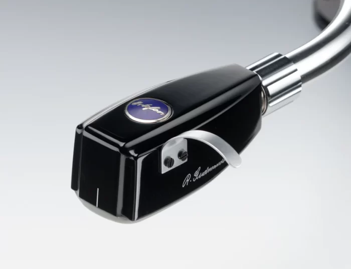 The Ortofon SPU Meister Silver G MkII has been improved on coil winding material, stylus, and magnet. The masterpiece of Mr. Robert Gudmandsen, the SPU Meister Silver was introduced in 1996 as a technological improvement of great importance. Ortofon has succeeded in having the purest silver wire ever produced for the coil winding process.