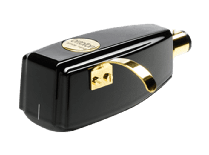 The Ortofon SPU Royal G MK II provides a playback experience that embodies the essence of analog, with generous refinements which bring the legendary SPU cartridges into the realm of unrivaled perfection.