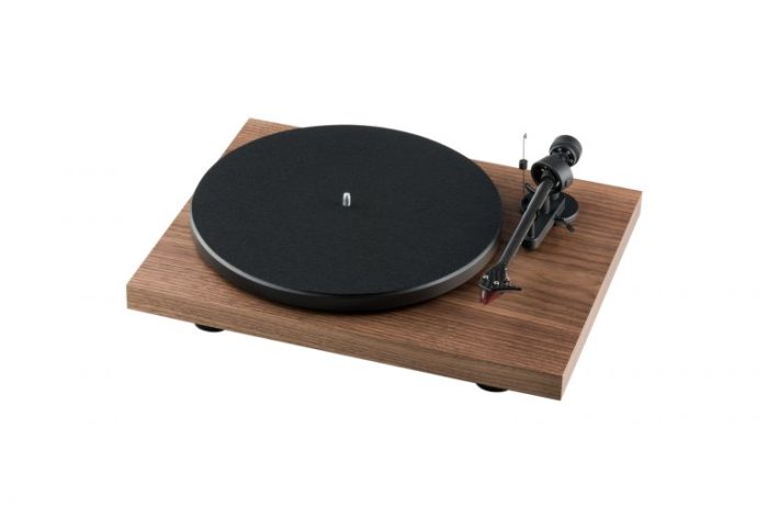 PRO-JECT DEBUT Carbon DC με βραχίονα CARBON και κεφαλή 2M Red Ortofon