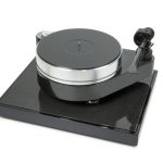 PRO-JECT RPM 10 Carbon SB. High end turntable with 10“ Carbon Evo tonearm