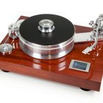 PRO-JECT SIGNATURE 12, a non-compromise high end turntable with the new single-pivot tonearm Signature 12