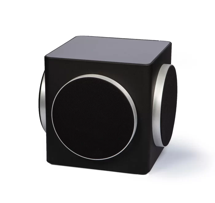 ELECTROCOMPANIET Sira L-1 Wireless subwoofer Use the SIRA L-1 to upgrade your EC Living system, adding even more punch, drive, and palpability, wirelessly! Even though this model has all the power of big subwoofers, it is both compact in size and elegant. Quite remarkable for a subwoofer!
