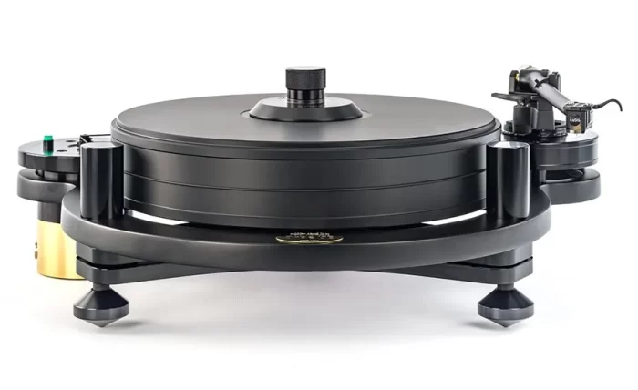 MICHELL ORBE SE The Michell Orbe SE delivers a reference quality listen identical to the Orbe but in a smaller package. The Orbe SE is renowned for delivering a high-end, neutral experience. With two layers of isolation, a 60mm thick vibration damping platter, a sophisticated, Never Connected™ power supply and motor configuration, the Orbe SE simply elevates music to extremely high levels.