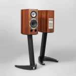 Triangle Magellan Duetto 40th Premium Bookshelf Speaker - Magellan Duetto 40th Liveliness and dynamics are trademarks of TRIANGLE’s sound, and they are packed into this gem, the Duetto, a compact 2-way bookshelf speaker. Superb piece of engineering, its horn-loaded tweeter TZ2900 is equipped with a next generation dome in magnesium alloy. This transducer highlights the finest details of your recordings and brings out the subtlety of the upper harmonics. Its full-range 16 cm midrange/bass driver produces rich bass details. It features a new paper cone that reproduces any vocal register with great neutrality without the slightest coloration. The Duetto speaker offers a really clear sound and puts the music forward. Its elaborate crossover, equipped with high quality components, optimizes the bass and treble phasing for an outstanding transparency.