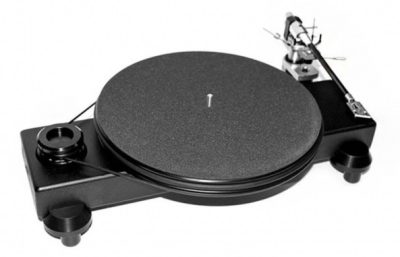 Nottingham Analogue HorizonThis turntable comes with our Interspace tonearm.  Built onto a 50mm ‘ingot’ style chassis it has a 27mm alloy platter with a black acetal bearing which contains two internal bushes, this aids with the bearing oil circulation and adds stability, creating a lovely smooth running platter. Textured black finish ( colour options and / or gloss finish at extra cost ).

After ten years, the Nottingham Analogue company decided to return to the production of the turntable, which made the small manufacture a brand recognized all over the world. This time the Nothingham Horizon turntable goes on sale with the 10-inch Interspace tonearm. The design is still based on an unusual, narrow, but quite thick and stiff chassis, which perfectly damps all vibrations. The device is also distinguished by an excellent plate, which is a cast iron. Cast iron, apart from its large mass, has a very unique feature, namely it is a material that perfectly damps all vibrations and vibrations. These features, as well as an atypical AC synchronous motor, make these turntables stand out with excellent sound resolution and exceptional calmness and culture of presentation.
Additionally, the set with the turntable comes with a special anti-vibration base.
