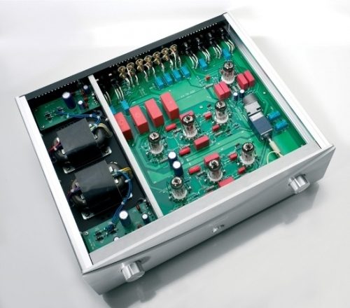 VINCENT SA T8 HYBRID Hybrid preamplifier with 4 x 12AX7, 3 x 12AU7 tubes and dual transformers. Remote controlled. Balanced inputs-outputs.