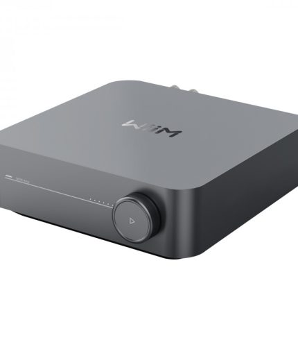 WiiM AMP WiiM AMP Stereo Network Amplifier Grey The WiiM Amp is an amplifier and streamer that's as compact as it is versatile and high-performance! It lets you distribute your music extremely simply via DLNA, AirPlay 2, Bluetooth (bidirectional) or Chromecast. So you can easily access your music library, whether it's stored on a computer, NAS or smartphone. What's more, control of the device and playback is made easy with the WiiM Home mobile app. The app also gives you access to your favorite streaming platforms, such as Spotify, Tidal, Deezer and Qobuz. On the amplification side, we find a high-efficiency Class D circuit TPA3255, capable of developing a comfortable power of 2x100W into 4Ω or 2x60W into 8Ω.