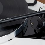 Roksan SARA Tonearm SARA was an audiophile standard tonearm that incorporated a range of design elements that combined to result in a highly detailed and open sound. Featuring high-quality materials and mechanical parts, it also had a ‘less is more’ aesthetic that appealed to many and luxurious operational feel that accentuated pride of ownership. The SARA Tonearm was a unipivot design that employed a jewel ‘seat’ and a tungsten carbide pin for super smooth movement with minimum friction. It also featured silver-plated OFC internal wiring and Roksan’s own high quality HDC external cabling, delivering neutral, highly detailed musical performance with realistic dynamics. The azimuth was individually adjustable for increased fine-tuning ability.