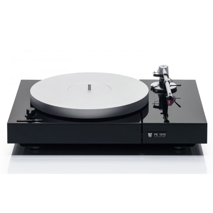 Perpetuum PE-1010 The subchassis entry into the legendary PE Perpetuum Ebner PE 1010 MKII turntable is PE's most affordable subchassis turntable. Nevertheless, it offers all the technologies that characterize a Perpetuum Ebner: subchassis drive with two-part main chassis, belt drive and balanced cabling. Absolute quiet running and precise speed control are guaranteed by a synchronous motor that transmits motion to an aluminum subplatter via a belt. The speed is selected electronically with the speed selector switch on the chassis.