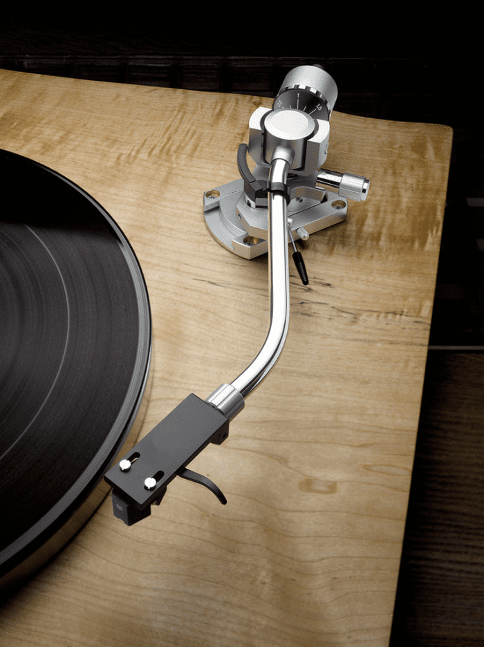SORANE TA-1 Tonearm Gimbal-type bearing design 9 inch S-Shaped tonearm for excellent bass, dynamics and imaging A successful tonearm must have the sensitivity and stability to retrieve low-level signals and the quality of the bearings (such as used in the TA tonearms) is paramount. Whilst tonearm mass and cartridge compliance set the low frequency resonance point, high quality bearings must be used that allow the arm to follow the advance of the groove, to navigate the vinyl groove without grabbing/resistance/noise generation. There are two length options available, the shorter TA-1 specifications are: SORANE TA-1 Tonearm Specs Total length, front to back: 288mm Spindle to pivot distance: 216mm Stylus to pivot distance: 232mm Overhang: 16mm Removable headshell (standard weight 17g net) Cartridge + Headshell Weight: 15-29g (more with optional heavier counterweight) Anti-skating up to 3g