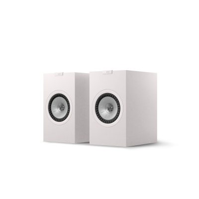 KEF Q3 Meta2-way bookshelf speaker The Q3 Meta HiFi speaker is designed to deliver precise sound quality in a midsize package. Featuring a 6.5" 12th generation Uni-Q driver array with MAT™, you can enjoy sound with pristine clarity, every time. Whether you're enhancing your home theatre system or enjoying your favourite music, the bookshelf speaker delivers high-fidelity sound with exceptional depth and detail.