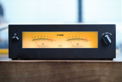 FiiO Warmer R2R The FiiO WARMER R2R is a fully balanced desktop DAC and preamplifier that blends modern digital engineering with the rich, classic character of tubes. At its core lies a discrete 24-bit R2R ladder DAC for natural, highly musical conversion, paired with four JJ E88CC tubes that add warmth, depth, and a smooth analog texture to any recording. It is designed for listeners who appreciate both precision and emotional engagement in their sound.