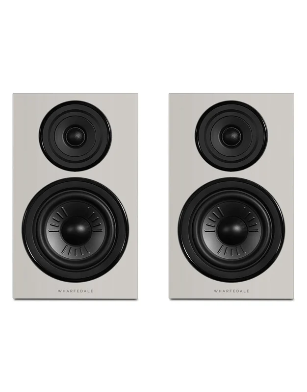 WHARFEDALE Diamond 12.2i WHARFEDALE Diamond 12.2i Από την κυκλοφορία της το 2020, η σειρά Wharfedale DIAMOND 12 έχει λάβει ευρεία αναγνώριση ως σημείο αναφοράς για την απόδοση και την αξία σε προσιτά ηχεία hi-fi. Μετά από πάνω από πέντε χρόνια συνεχούς επιτυχίας, βραβεύσεων και θετικών αξιολογήσεων από λάτρεις του ήχου και κριτικούς, η σειρά DIAMOND 12 έχει εδραιωθεί ως μία από τις πιο ανθεκτικές και εμπορικά επιτυχημένες σειρές ηχείων. Τώρα, η Wharfedale παρουσιάζει με ενθουσιασμό τη νέα, ανανεωμένη DIAMOND 12i Series. Η νέα σειρά διαθέτει πολυτελή, σύγχρονα φινιρίσματα και διακριτικές ακουστικές βελτιώσεις που βασίζονται στο ισχυρό θεμέλιο του αρχικού σχεδιασμού.