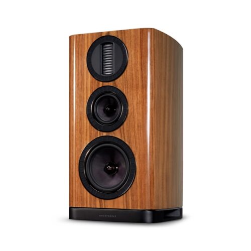 WHARFEDALE Aura2 Η σειρά AURA είναι η τελευταία καινοτομία στην οικογένεια των κορυφαίων ηχείων Wharfedale. Εμπνευσμένο από τη ναυαρχίδα σειρά ELYSIAN στην εφαρμογή και στα τεχνολογικά παράγωγα, το AURA είναι ένα άλλο μοντέλο που προσφέρει όλη τη λεπτομέρεια, την ενέργεια και τη συγκίνηση της μουσικής σας συλλογής με κορυφαία απόδοση στην κατηγορία του, αλλά με τιμή που αψηφά την κατηγορία.