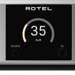 Rotel DX-5 Ο Rotel DX-5 αποτελεί τον κορυφαίο ολοκληρωμένο ενισχυτή προσωπικής ακρόασης, συνδυάζοντας τεχνολογίες αιχμής και ευέλικτες δυνατότητες συνδεσιμότητας σε ένα κομψό και καλαίσθητο βιομηχανικό σχεδιασμό. Σχεδιασμένος για λάτρεις του ήχου υψηλής πιστότητας (audiophiles), της μουσικής και της οικιακής ψυχαγωγίας, ο DX-5 προσφέρει ισχύ 33 Watt στα 4 Ohm (25 Watt στα 8 Ohm) με την κλασική ενίσχυση Τάξης AB (Class AB) της Rotel, μέσα σε ένα πλαίσιο εξαιρετικά συμπαγών διαστάσεων.